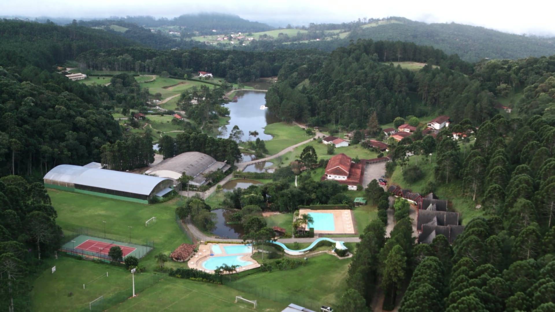 Peça de Summer Camp